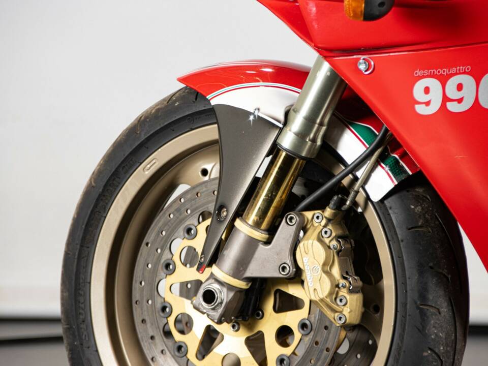 Immagine 27/50 di Ducati 996 (2000)
