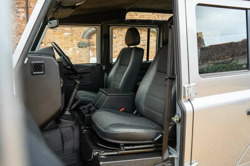 Image 49/50 de Land Rover Defender 110 (2015)