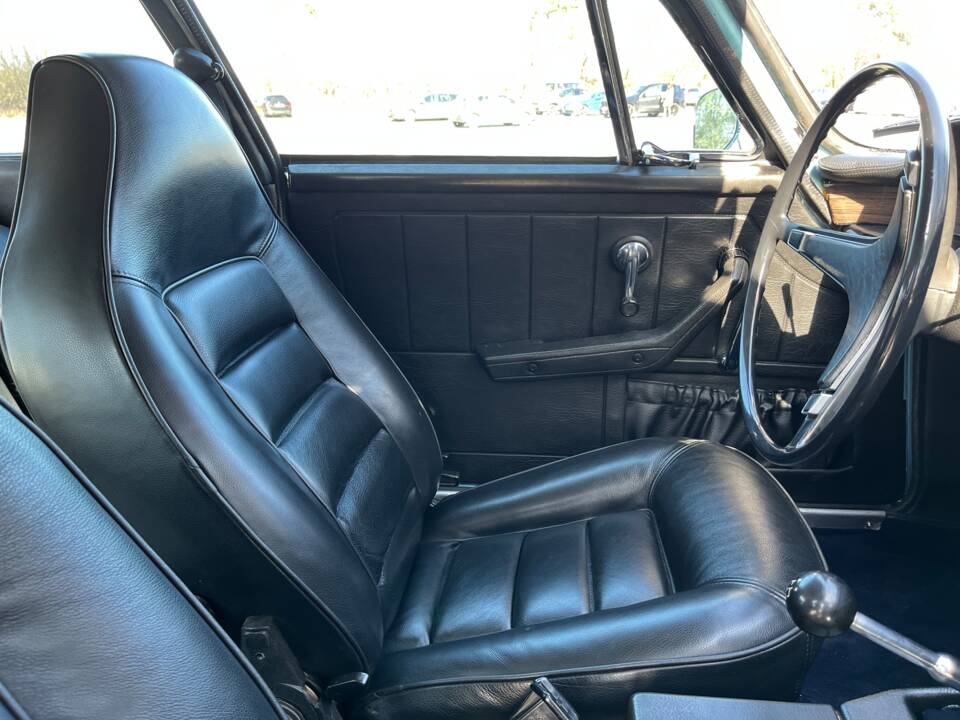 Bild 13/21 von Volvo 1800 ES (1973)