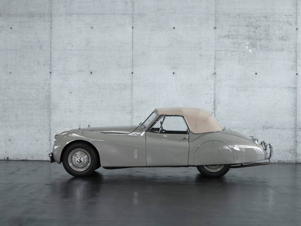 Bild 8/50 von Jaguar XK 120 DHC (1953)