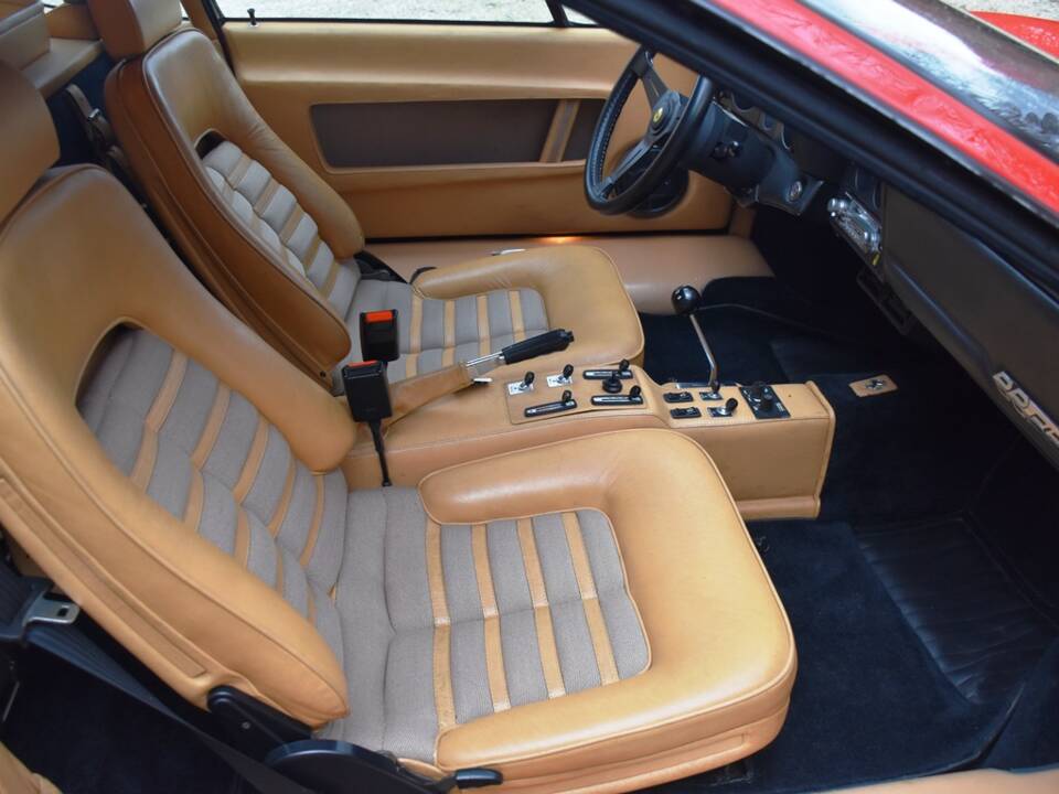 Immagine 25/51 di Ferrari 512 BBi (1982)