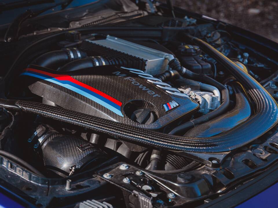 Immagine 32/39 di BMW M3 CS (2019)