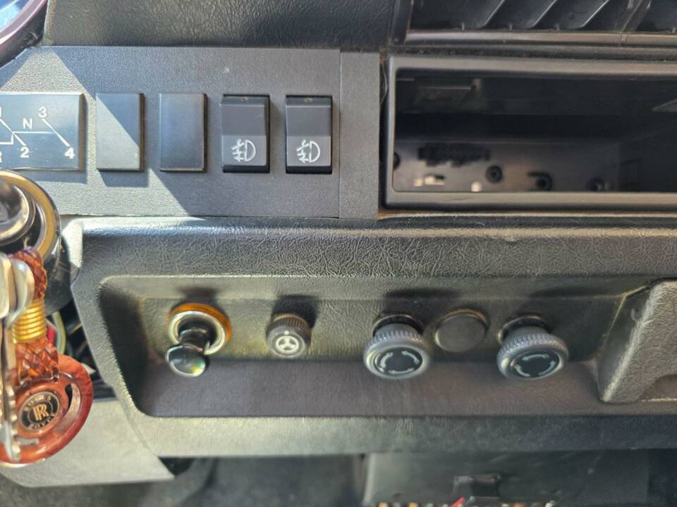 Bild 14/33 von Volkswagen Beetle 1303 (1973)