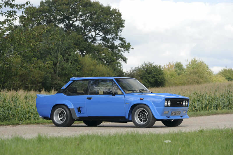 Image 16/49 of FIAT 131 Abarth Rally (1978)