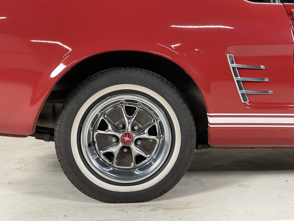 Bild 13/37 von Ford Mustang 289 (1966)
