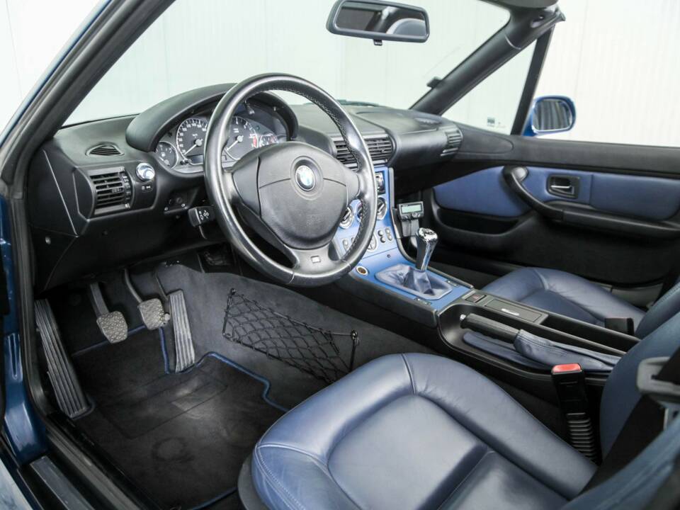 Image 7/50 of BMW Z3 2.2i (2001)