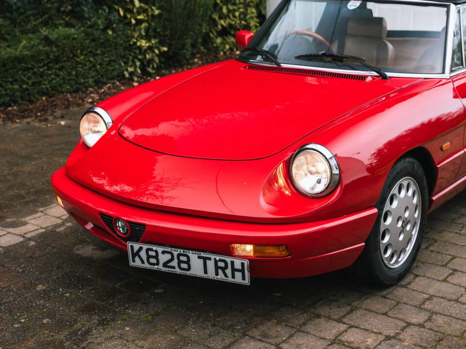 Afbeelding 40/50 van Alfa Romeo 2.0 Spider (1992)