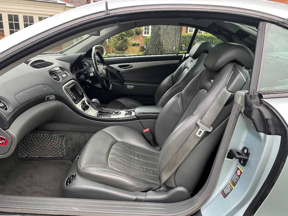 Imagen 18/30 de Mercedes-Benz SL 55 AMG (2003)