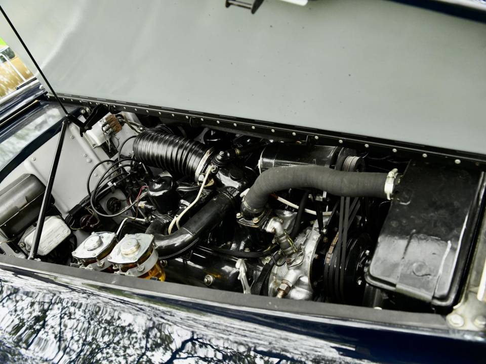 Image 38/49 de Rolls-Royce Silver Cloud III (1963)