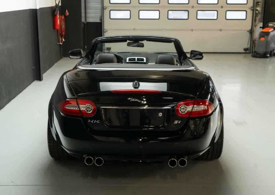 Image 7/50 of Jaguar XKR (2013)