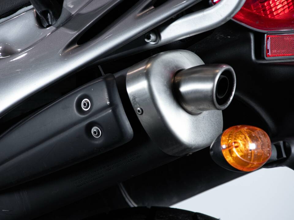 Immagine 27/50 di Aprilia DUMMY (2004)