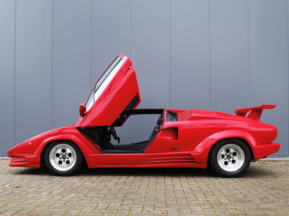 Bild 9/50 von Lamborghini Countach 25th Anniversary (1989)