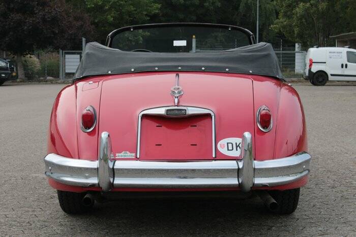 Imagen 4/7 de Jaguar XK 150 SE DHC (1958)