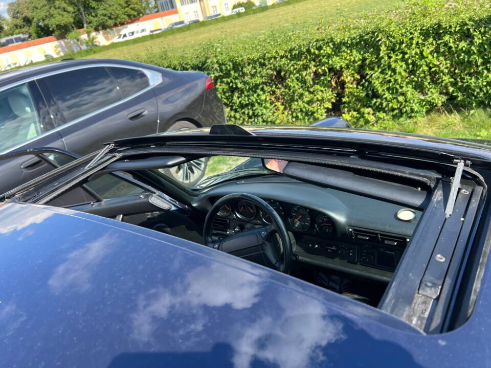 Imagen 8/21 de Porsche 911 Turbo 3.3 (1991)