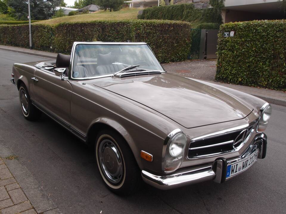 Bild 11/41 von Mercedes-Benz 280 SL (1971)