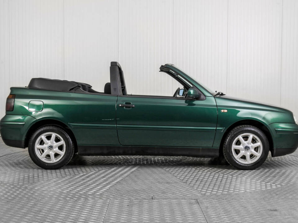 Bild 15/50 von Volkswagen Golf III Cabrio 1.8 (1998)