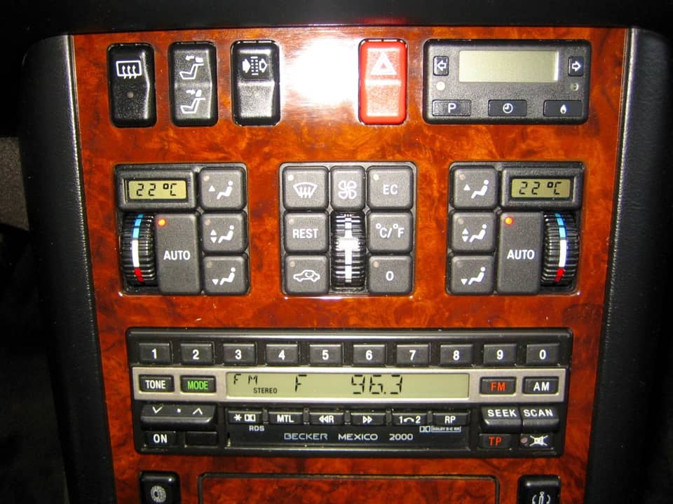 Image 35/45 of Mercedes-Benz 500 SEL (1992)
