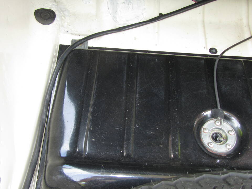 Image 16/45 of Volkswagen Karmann Ghia 1300 (1965)