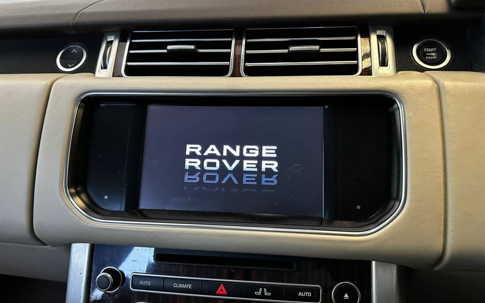 Image 9/50 of Land Rover Range Rover Vogue TDV6 (2013)