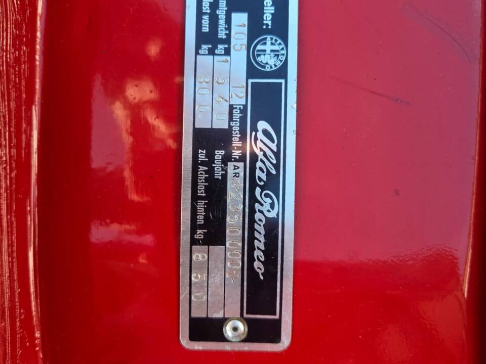Image 32/50 of Alfa Romeo 2000 Berlina (1973)