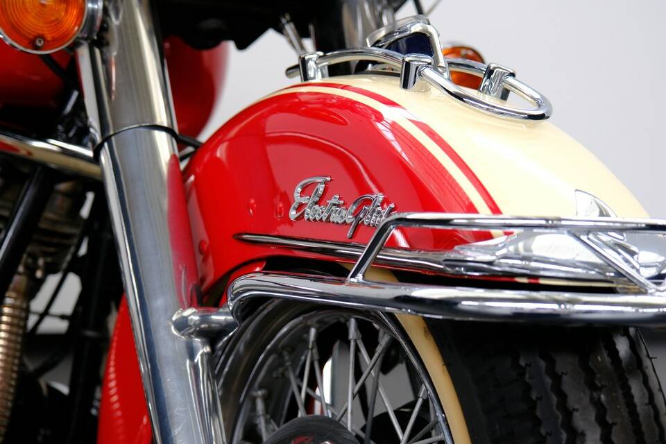 Image 28/75 of Harley-Davidson FL Panhead (1965)