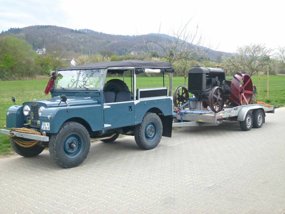 Image 7/8 of Land Rover 88 (1955)