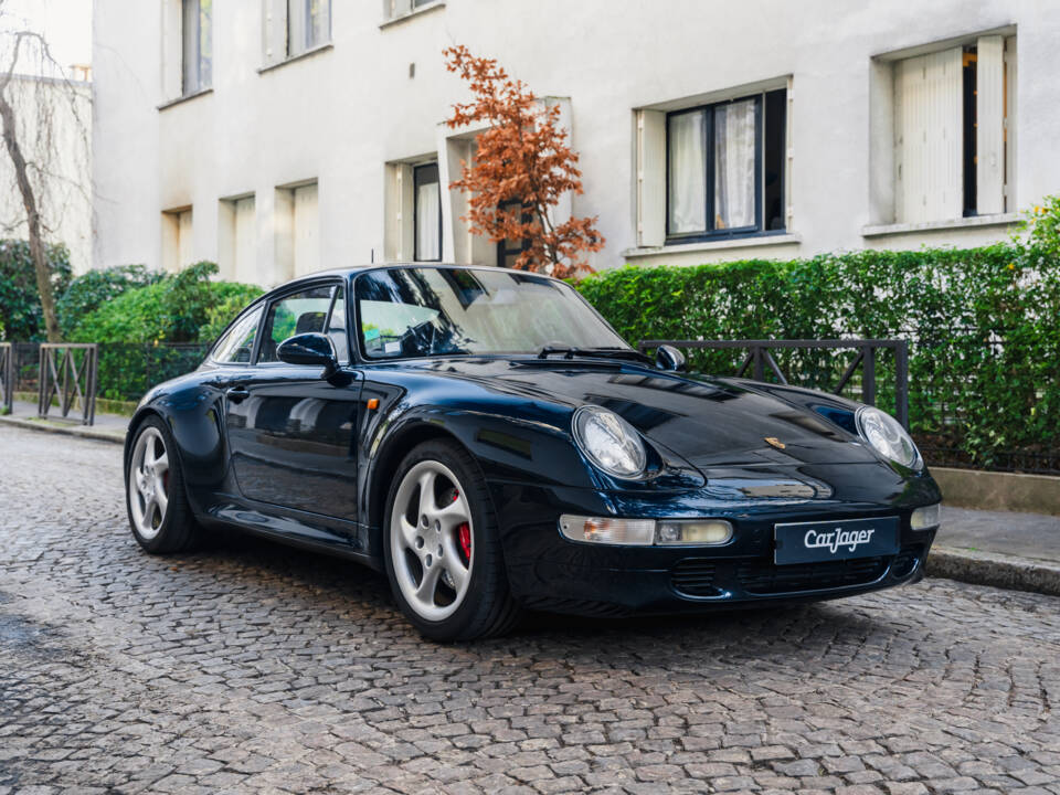Bild 5/50 von Porsche 911 Carrera 4S (1996)