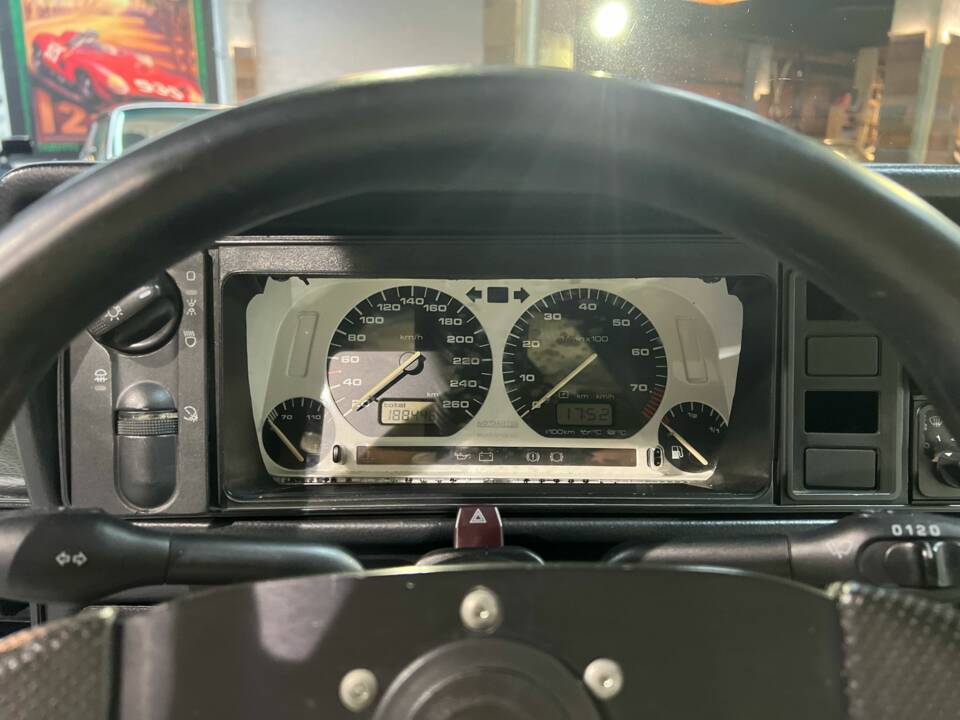 Immagine 24/68 di Volkswagen Golf III GTI 2.0 (1993)
