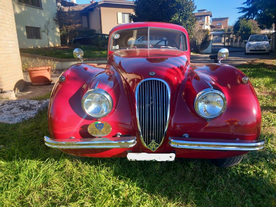 Immagine 3/12 di Jaguar XK 120 FHC (1953)