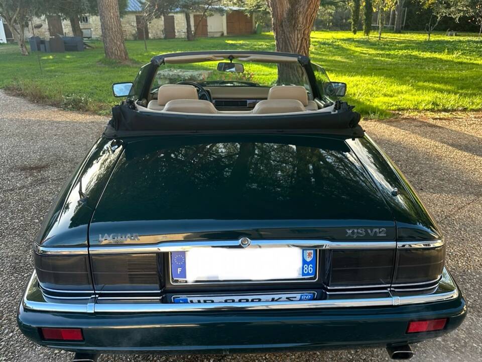 Image 4/18 of Jaguar XJS 6.0 V12 (1993)