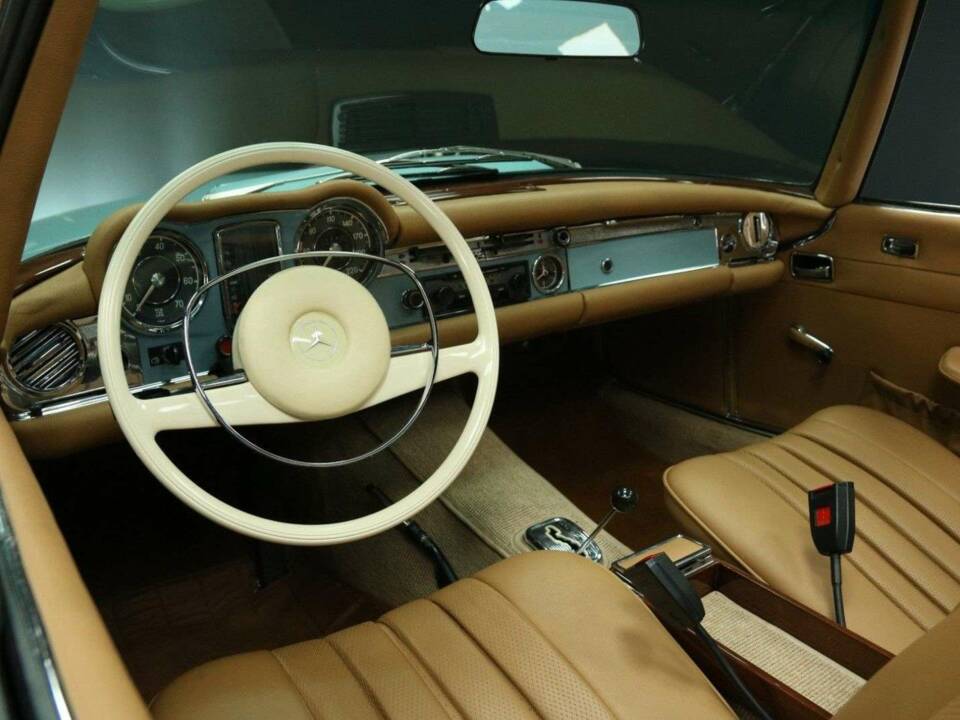Bild 13/50 von Mercedes-Benz 280 SL (1971)