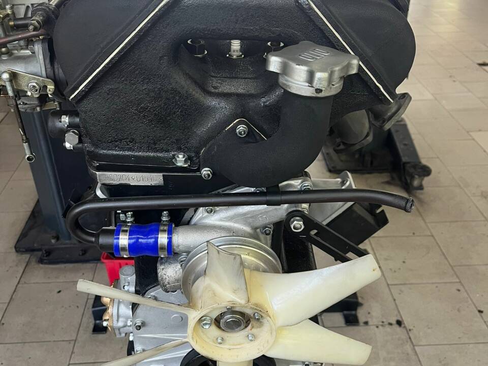 Image 18/23 of Alfa Romeo 2000 Spider (1961)