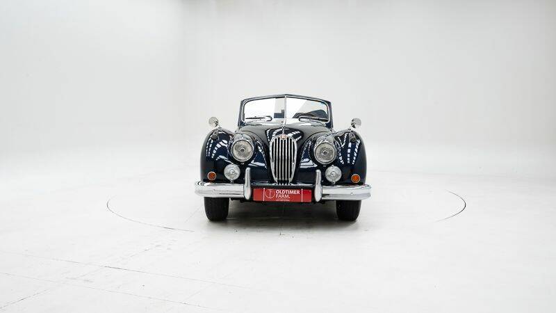 Immagine 5/15 di Jaguar XK 140 DHC (1957)