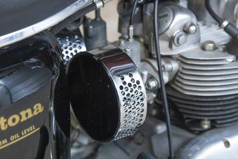 Image 9/38 of Triumph T 100 R Daytona (1971)