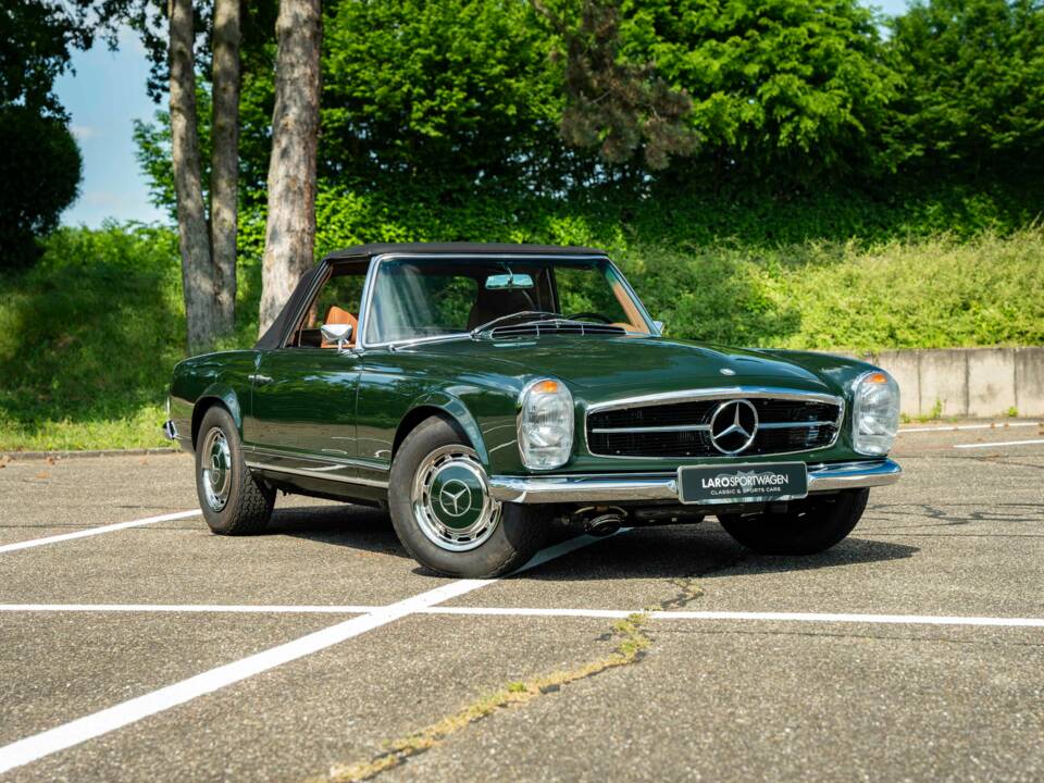 Image 3/46 of Mercedes-Benz 280 SL (1968)