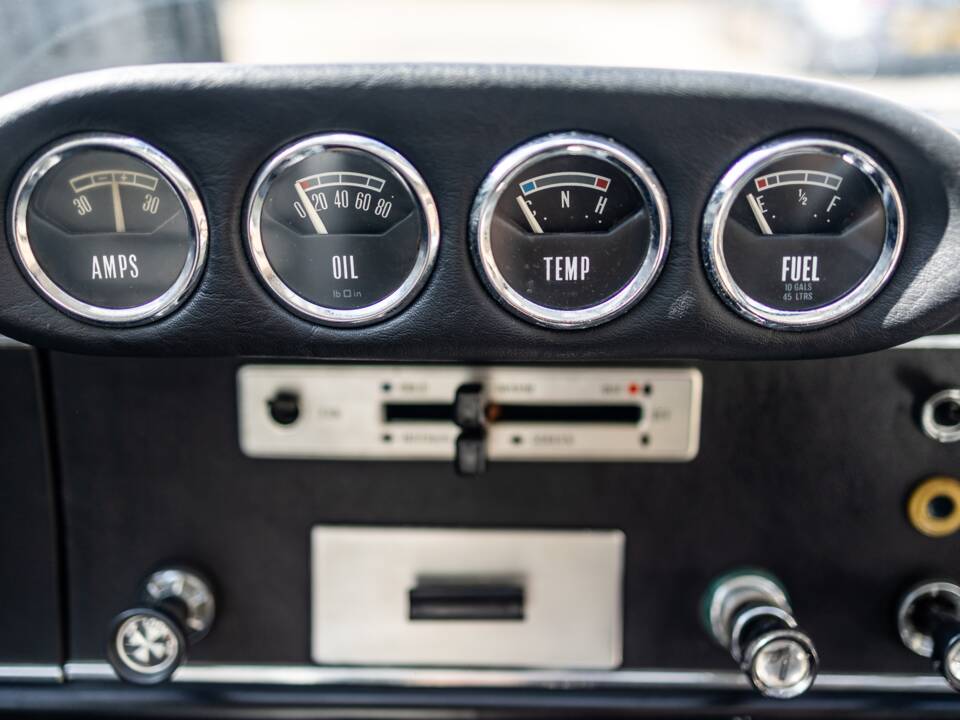 Image 22/35 of Ford Lotus Cortina (1968)