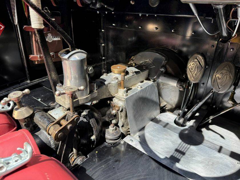 Image 48/69 of Riley 14/6 Alpine Tourer (1933)