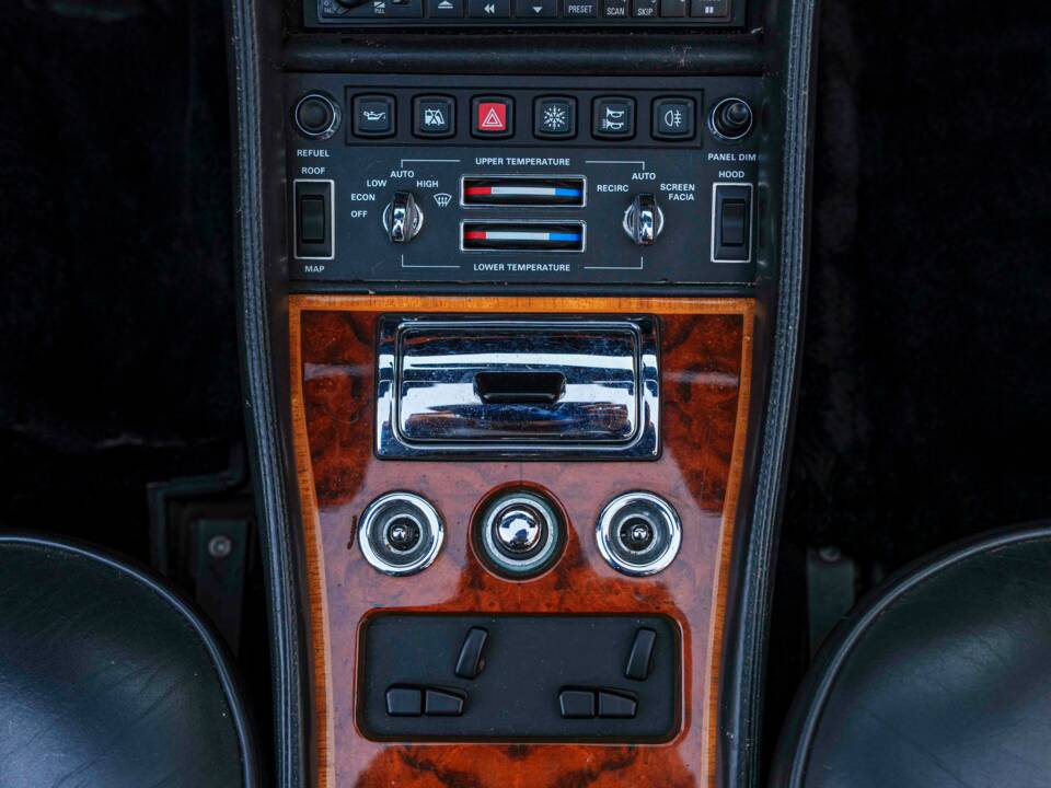 Bild 21/26 von Bentley Continental (1992)