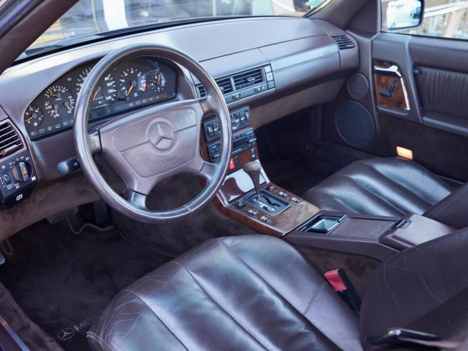 Imagen 3/50 de Mercedes-Benz 300 SL (1993)