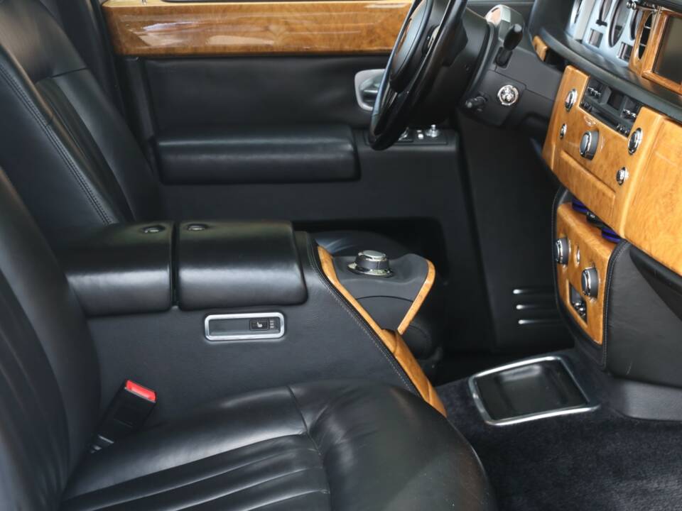 Bild 16/50 von Rolls-Royce Phantom VII (2004)