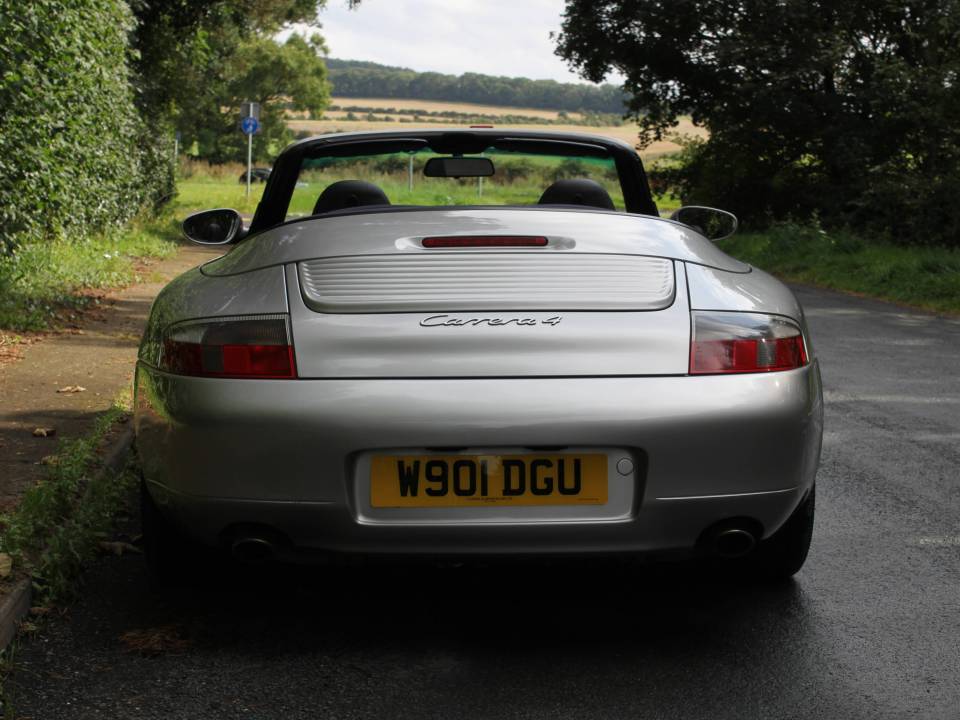 Imagen 5/20 de Porsche 911 Carrera 4 (2000)