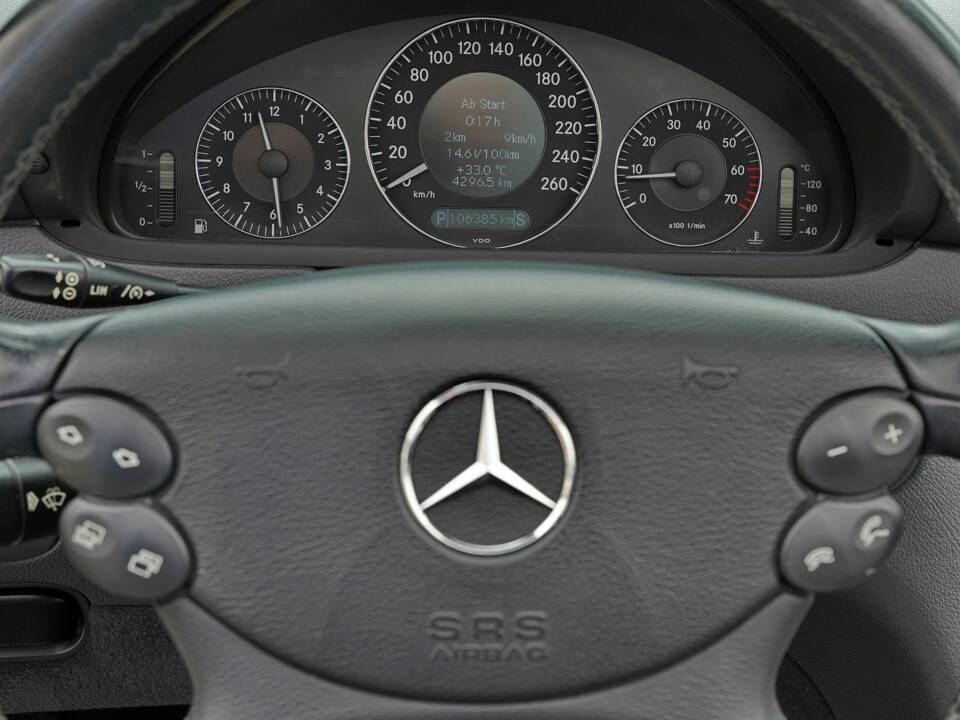 Bild 13/19 von Mercedes-Benz CLK 200 K (2007)