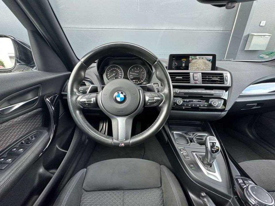 Image 5/15 of BMW M140i (2016)
