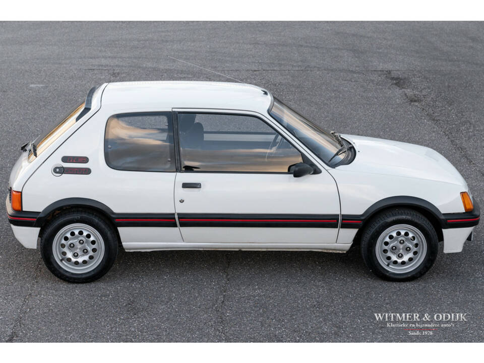 Bild 8/23 von Peugeot 205 GTi (1987)