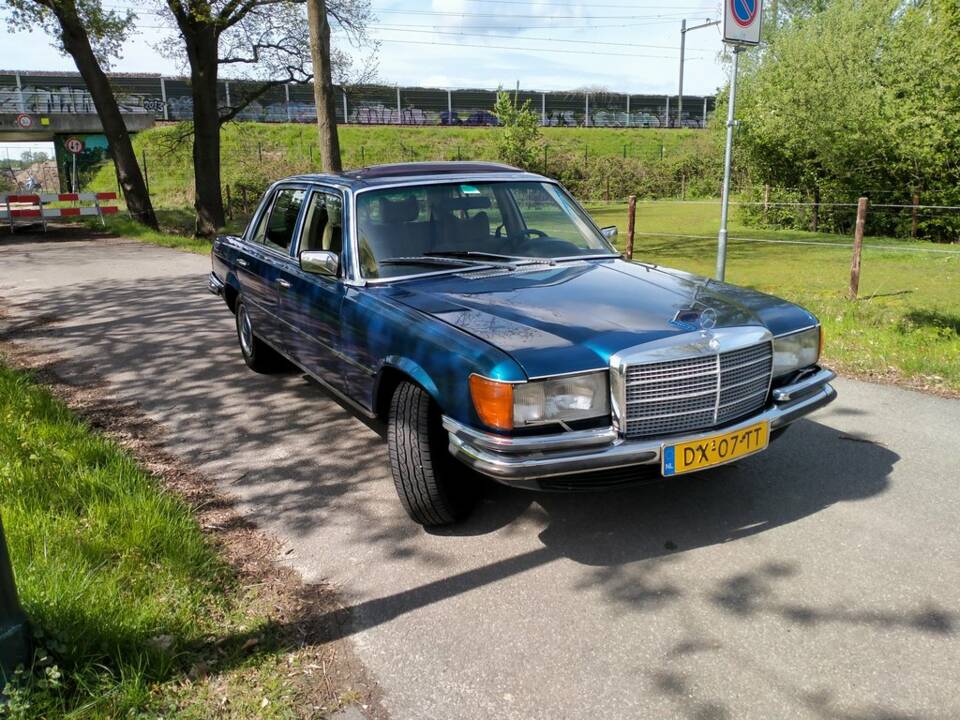 Image 3/8 of Mercedes-Benz 280 SEL (1979)