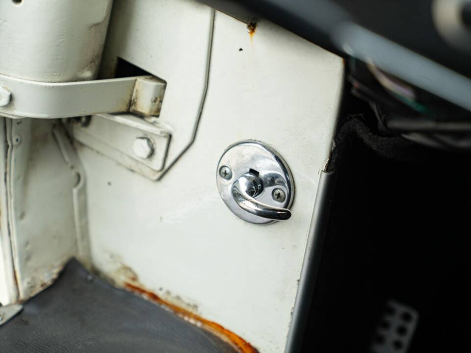 Imagen 48/50 de Jaguar E-Type 3.8 (1964)