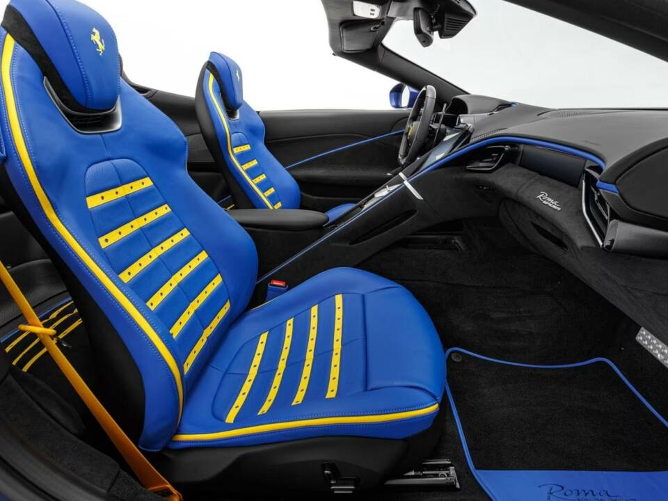 Image 7/12 of Ferrari Roma Spider (2024)