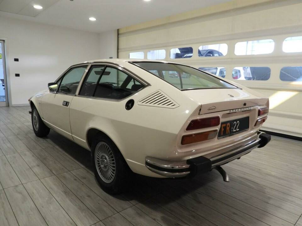 Bild 3/14 von Alfa Romeo Alfetta GT 1.6 (1979)