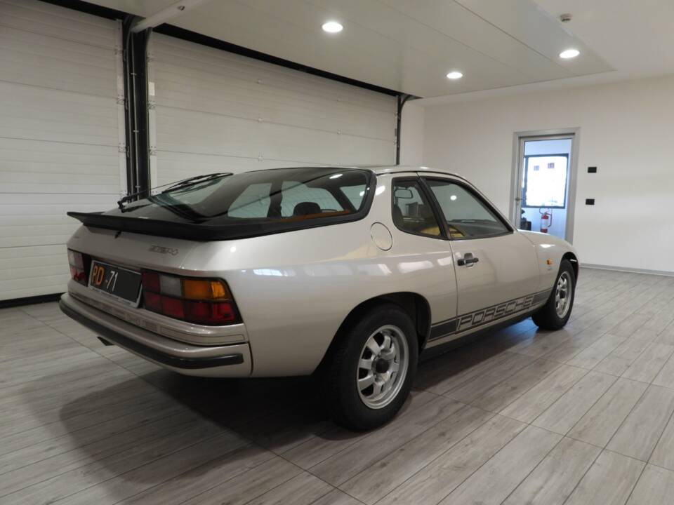 Bild 4/15 von Porsche 924 (1984)