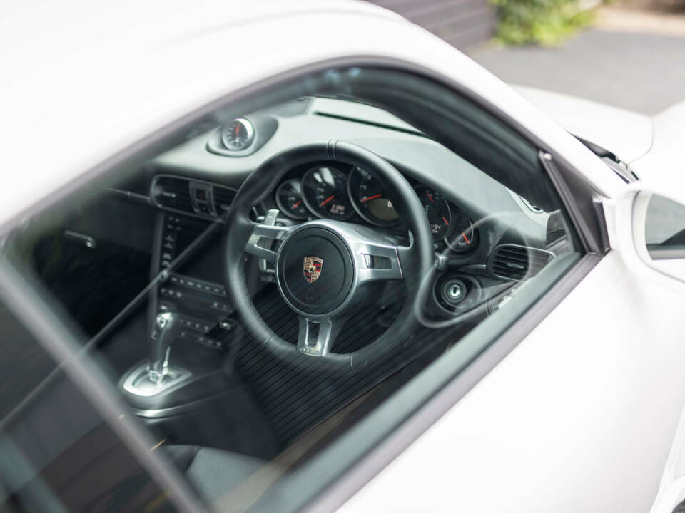 Bild 8/38 von Porsche 911 Carrera GTS (2011)